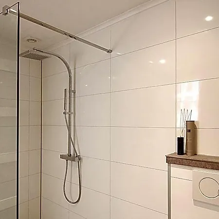 Loft Leidsegracht 게스트하우스 4*
