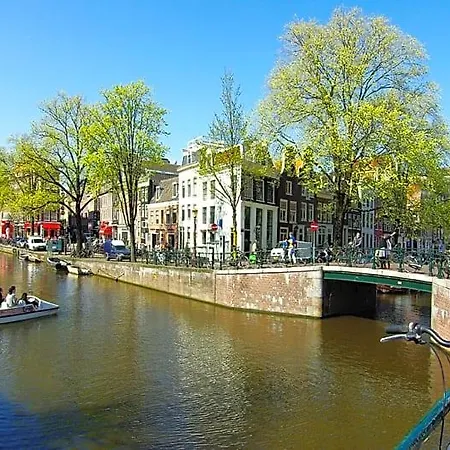 Loft Leidsegracht 게스트하우스 4*