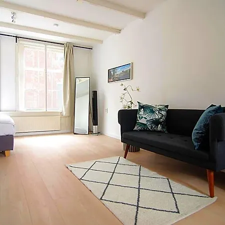Loft Leidsegracht 게스트하우스 암스테르담