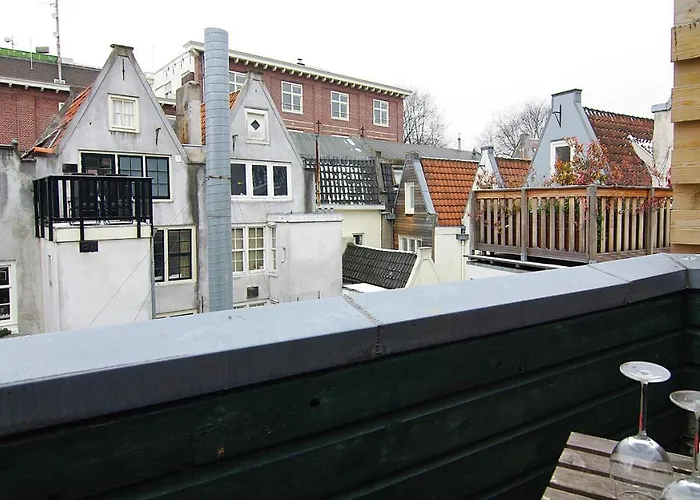 Loft Leidsegracht Gæstehus 4*